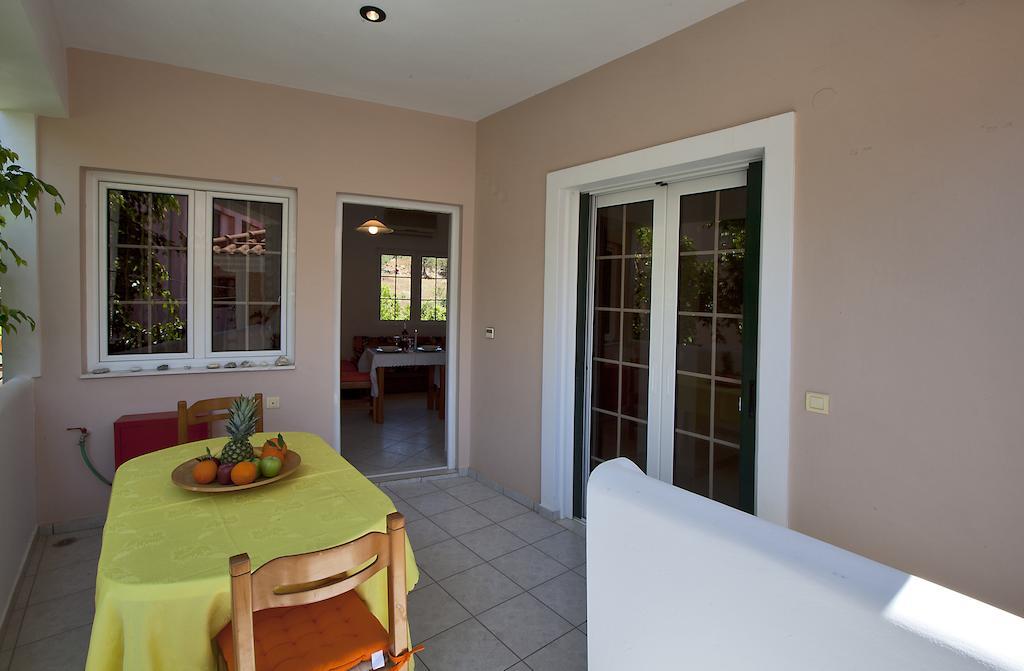 Drimouras Apartments Xiropigado Habitación foto
